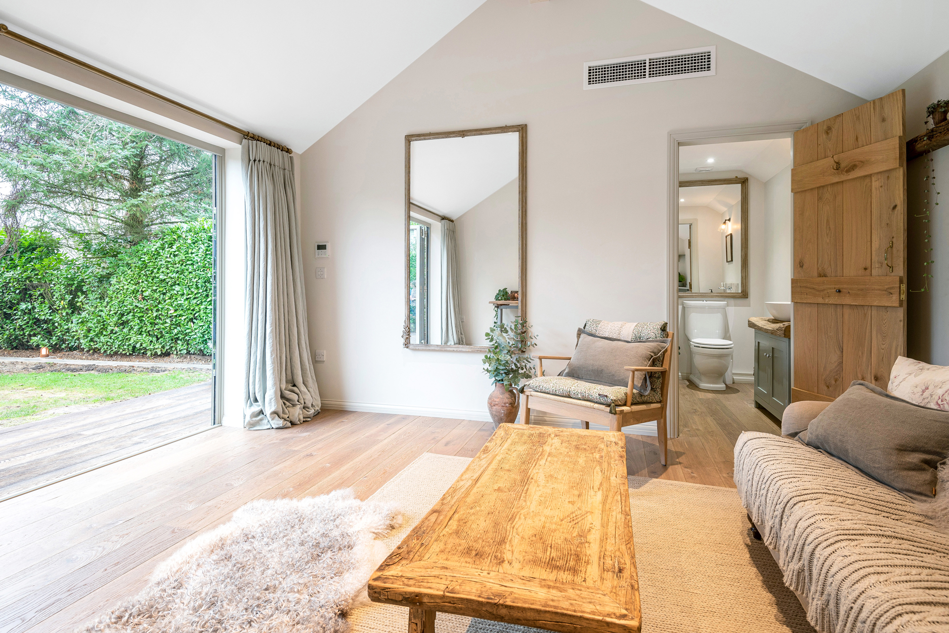 Prestige garden rooms in Essex