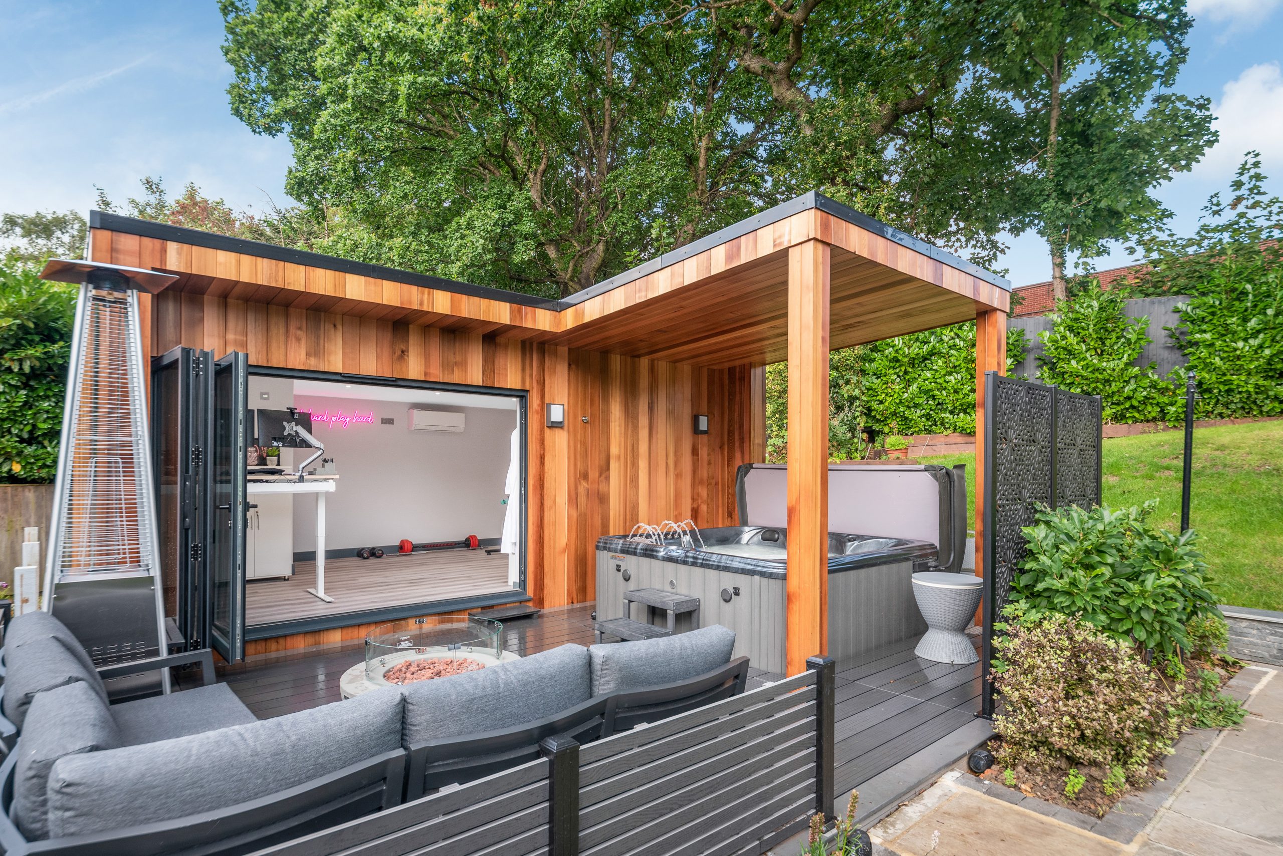 Hot Tub Garden Room in Essex