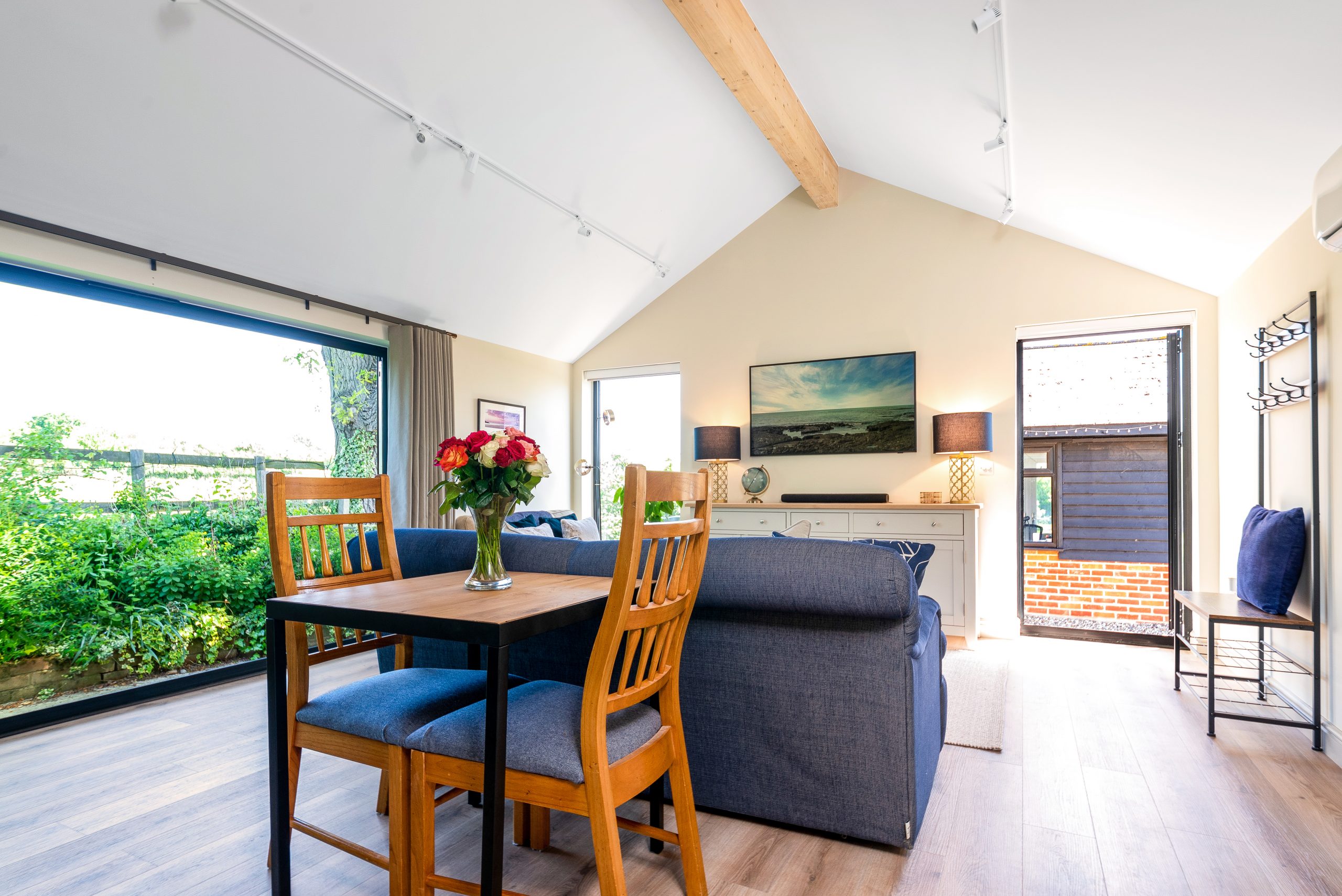 garden room building essex