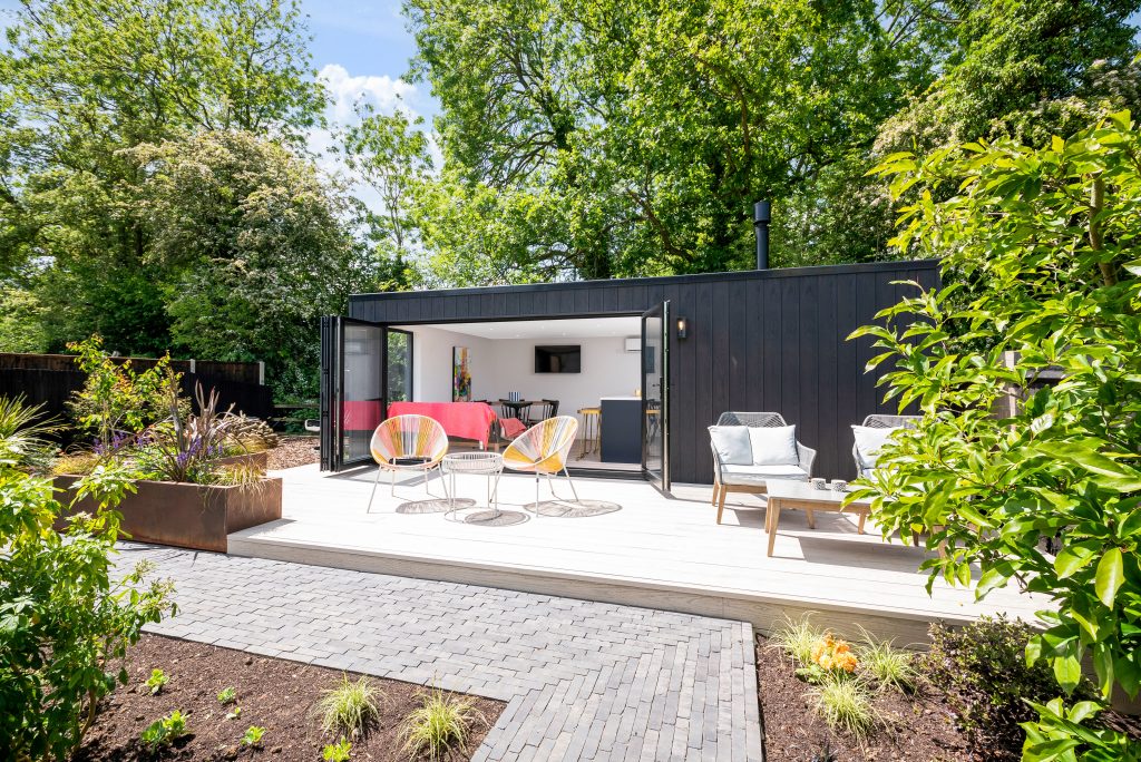 Hawkbeck’s summer garden room ideas