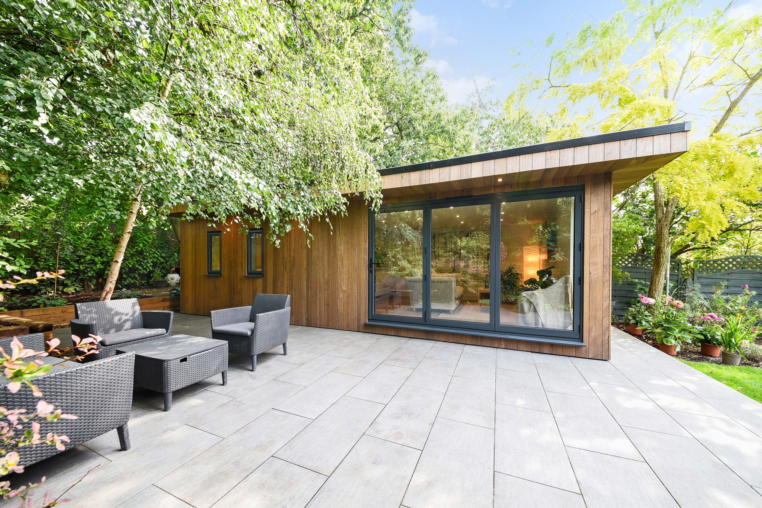 TOM_5458 copy Modern garden room annexes
