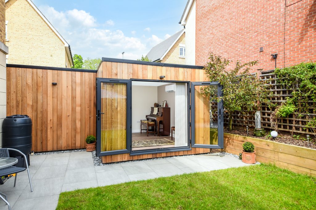 Understanding SIPs: The Sustainable Solution for Hawksbeck’s Garden Rooms