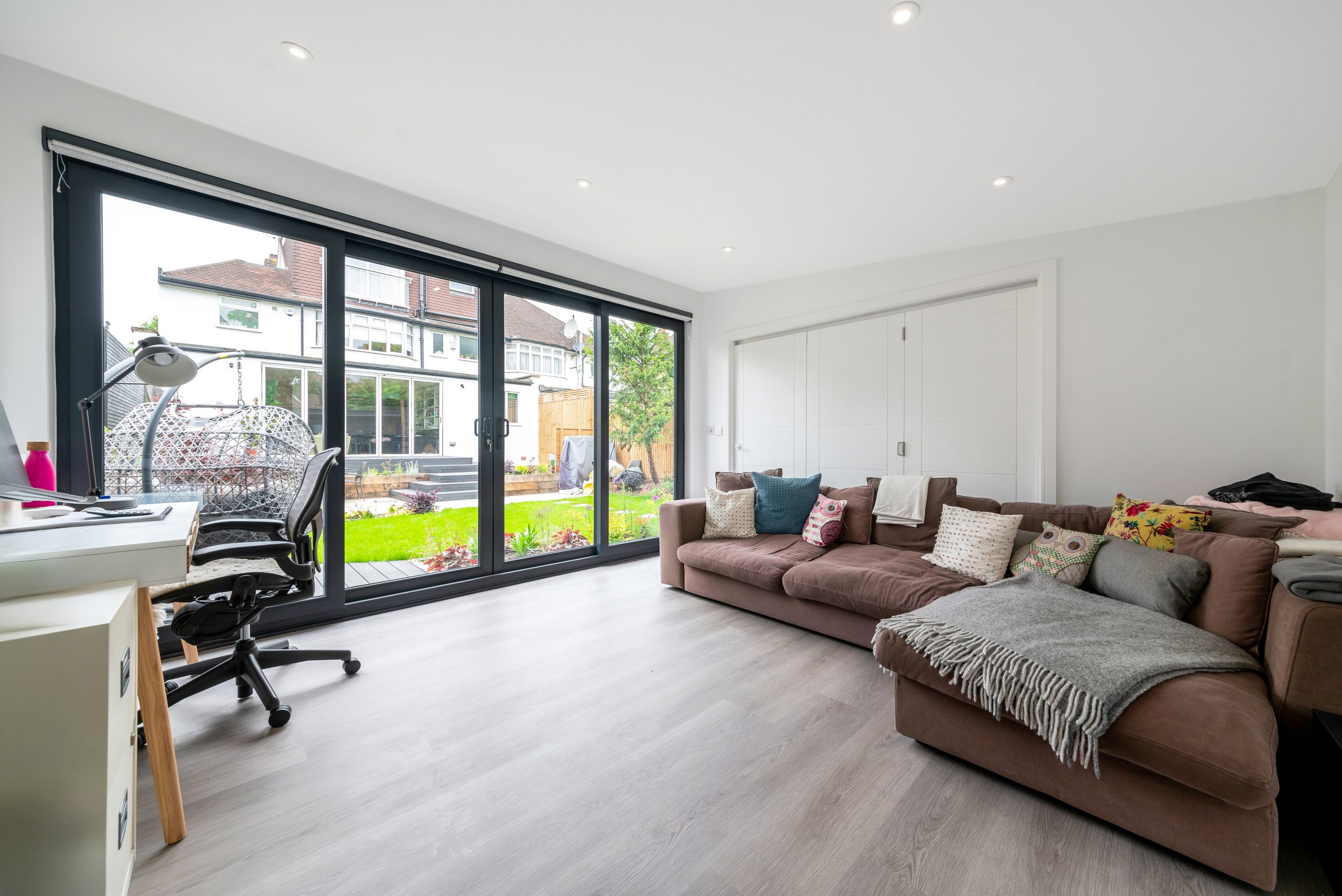 garden room with relaxation area