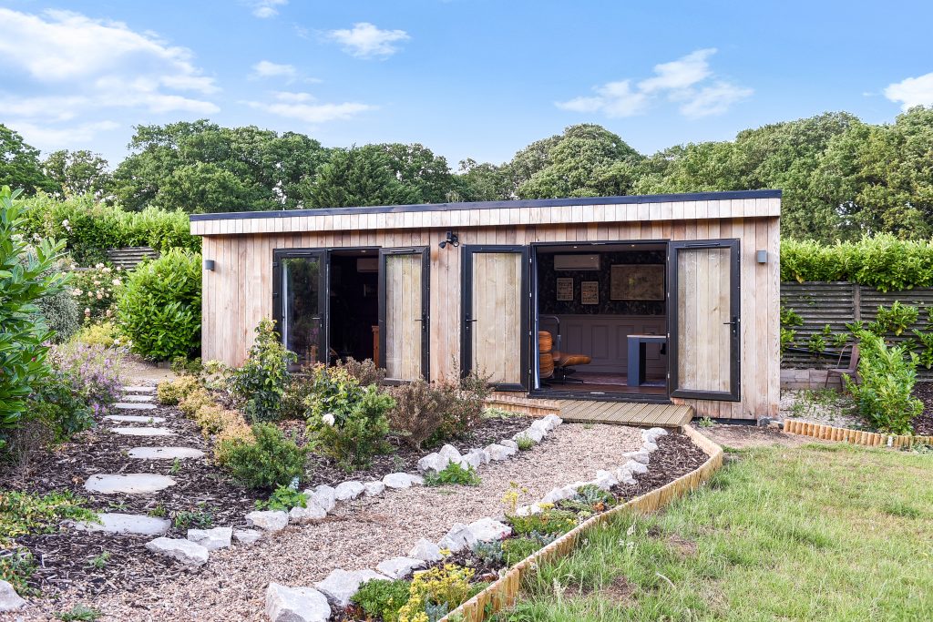 Why Garden Rooms in Listed Building Gardens Need Planning Permission