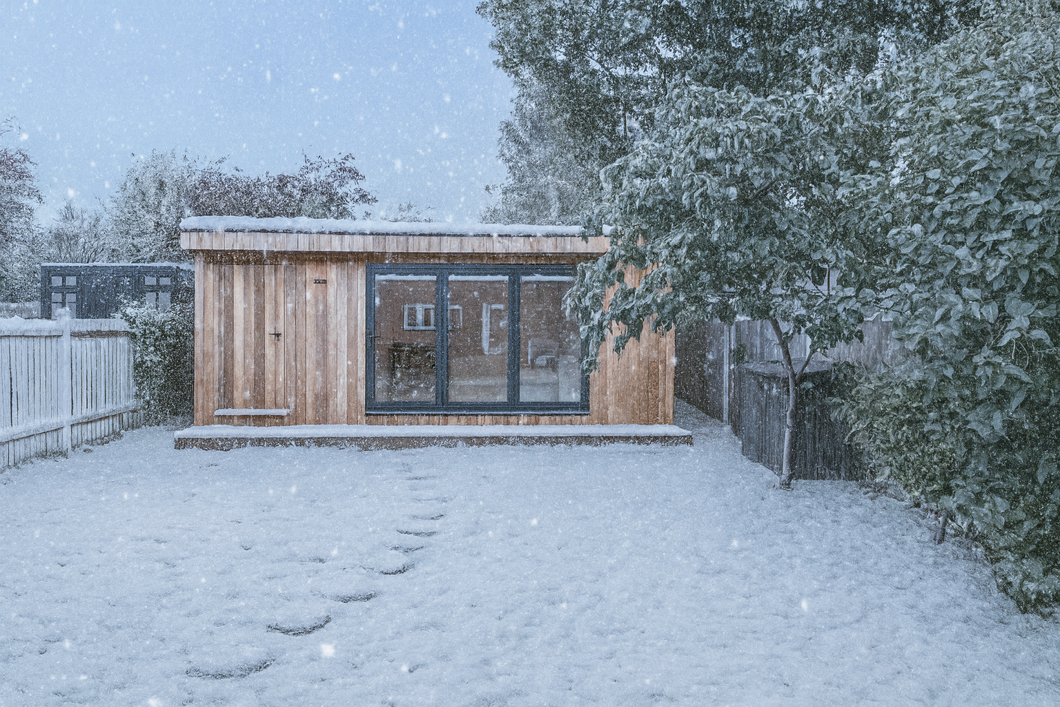garden room fully insulated in winter